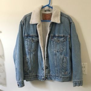 Levi’s men’s jean jacket with Sherpa